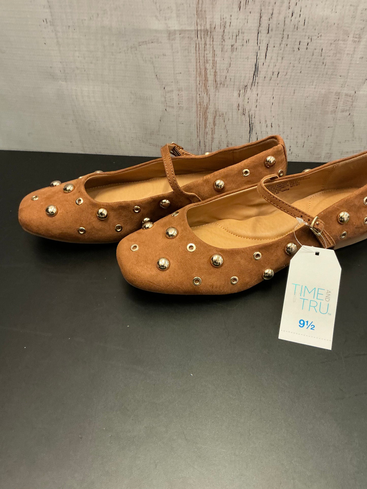 Shoes Flats By Time And Tru In Brown & Gold, Size: 9.5
