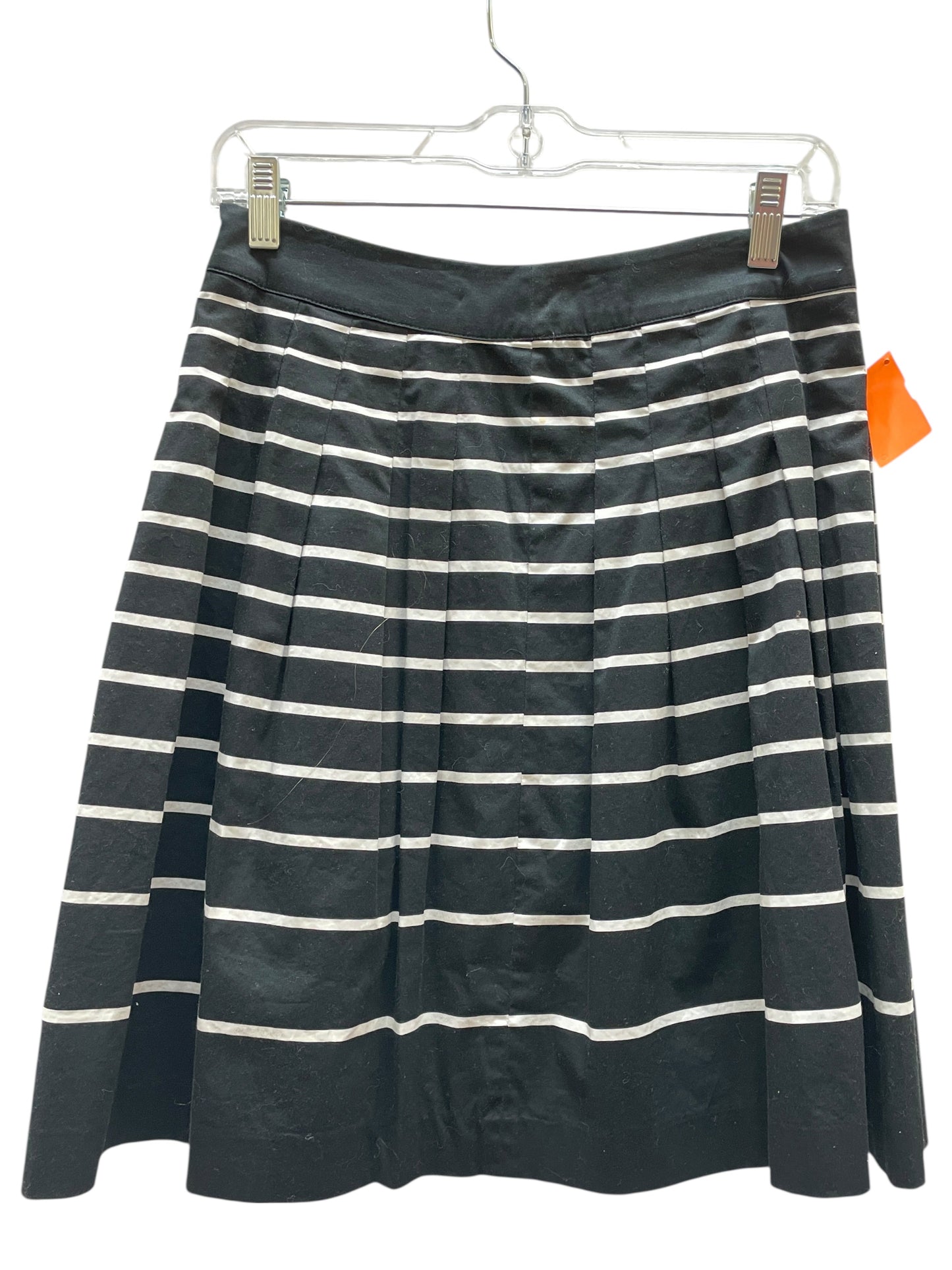 Skirt Mini & Short By Talbots In Black & White, Size:2