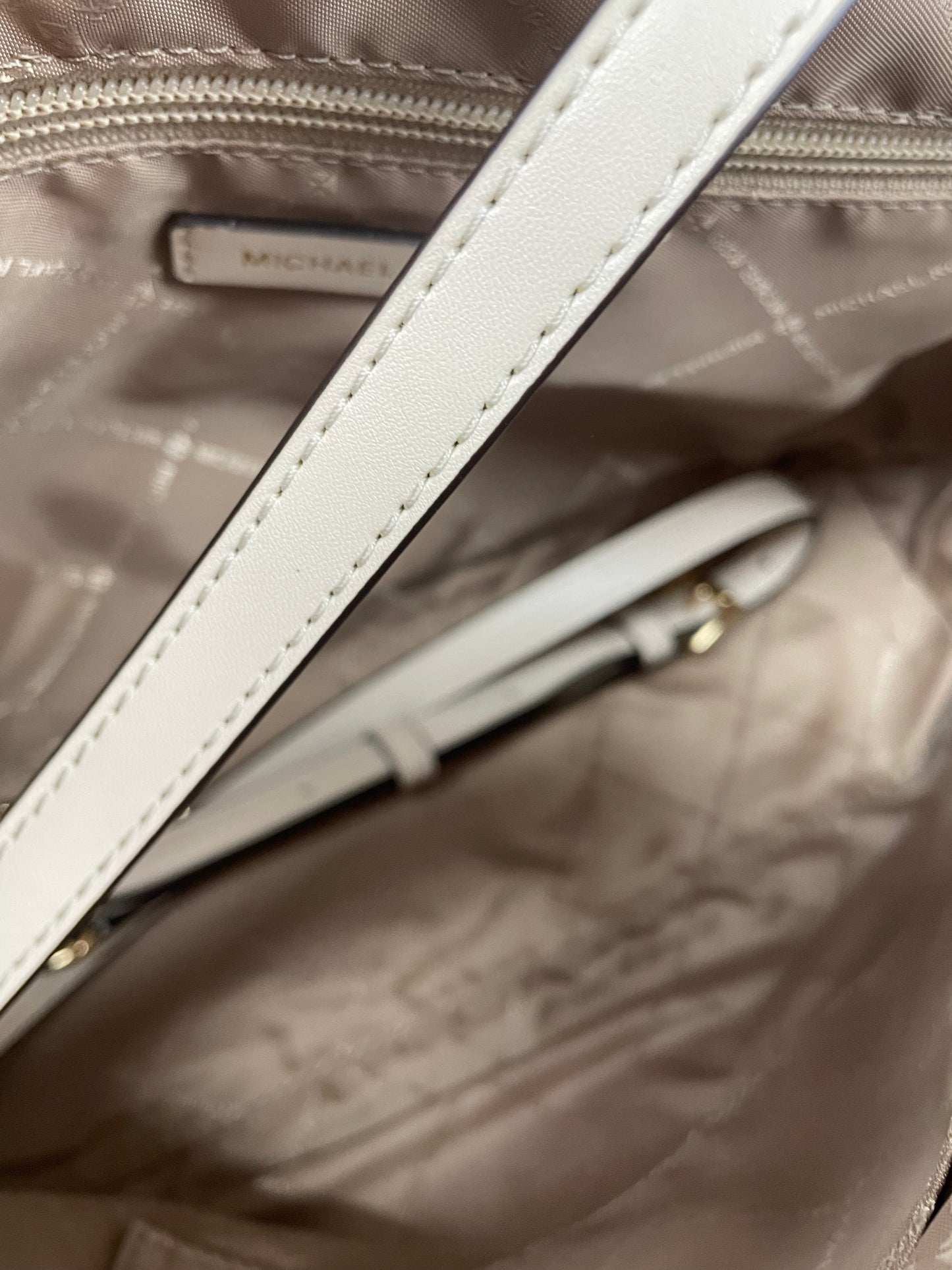 Handbag Designer By Michael Kors In Beige, Size:Large
