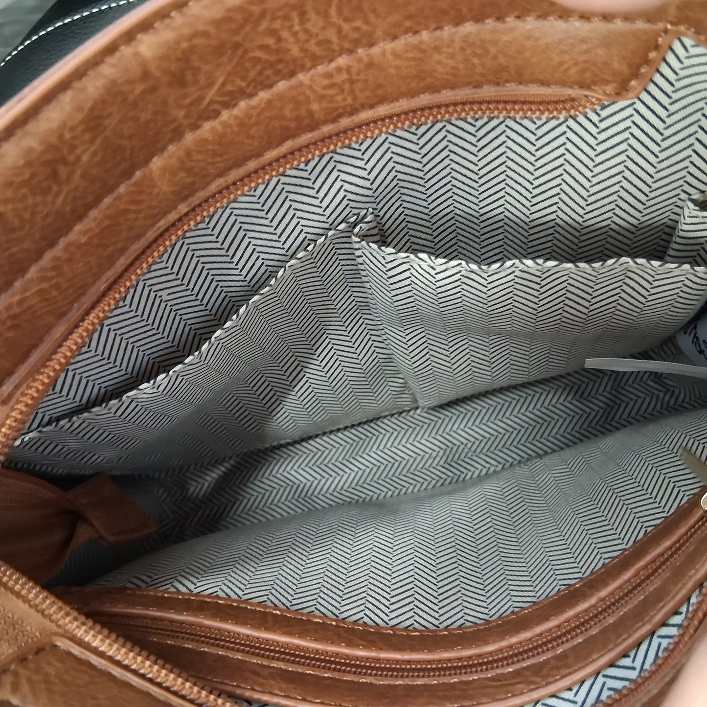 Handbag, Size: Medium