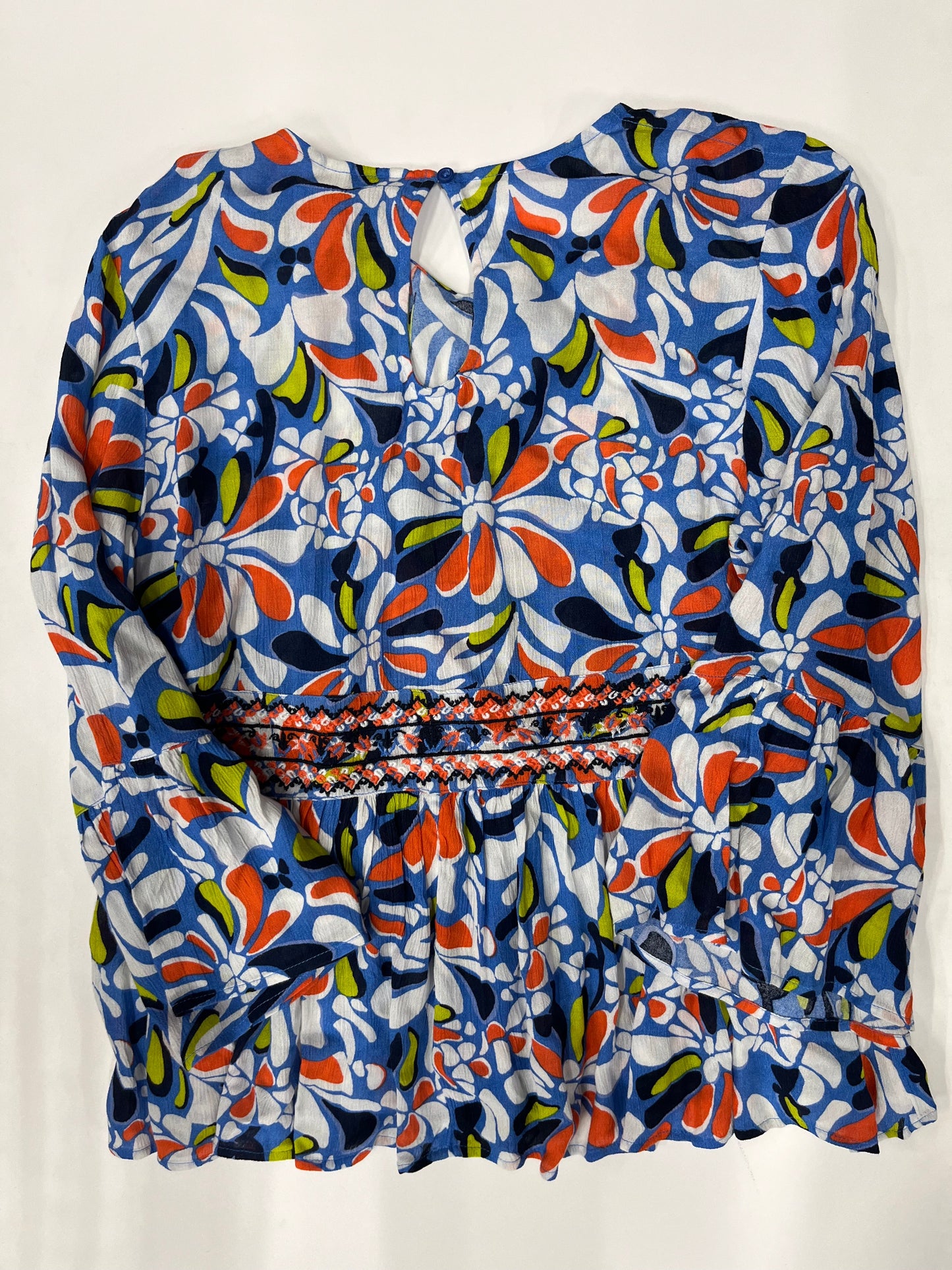 Blouse Long Sleeve By Crown And Ivy Size: L