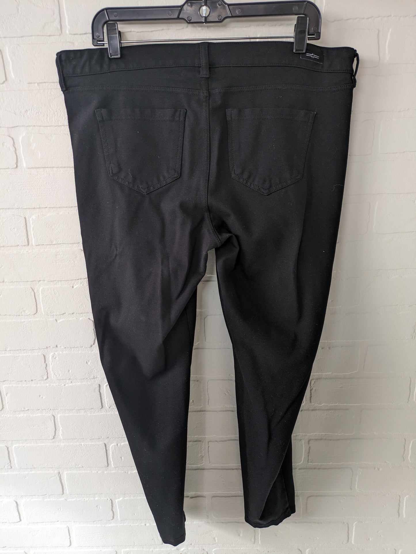 Pants Ankle By Liverpool Size: 16