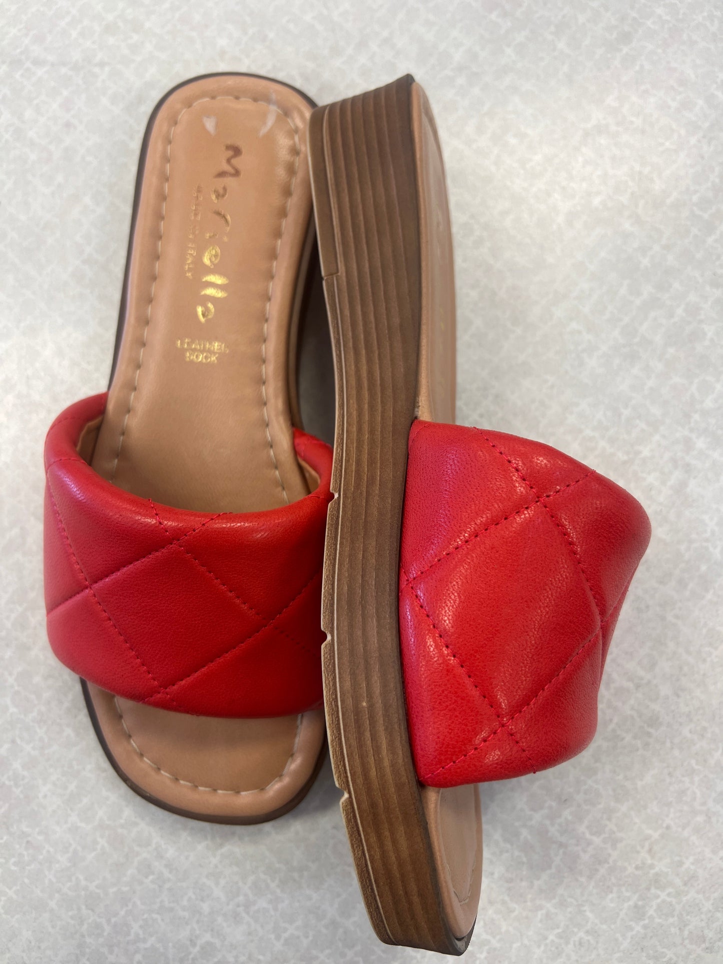 Shoes Flats Mule & Slide By Clothes Mentor Size: 6.5