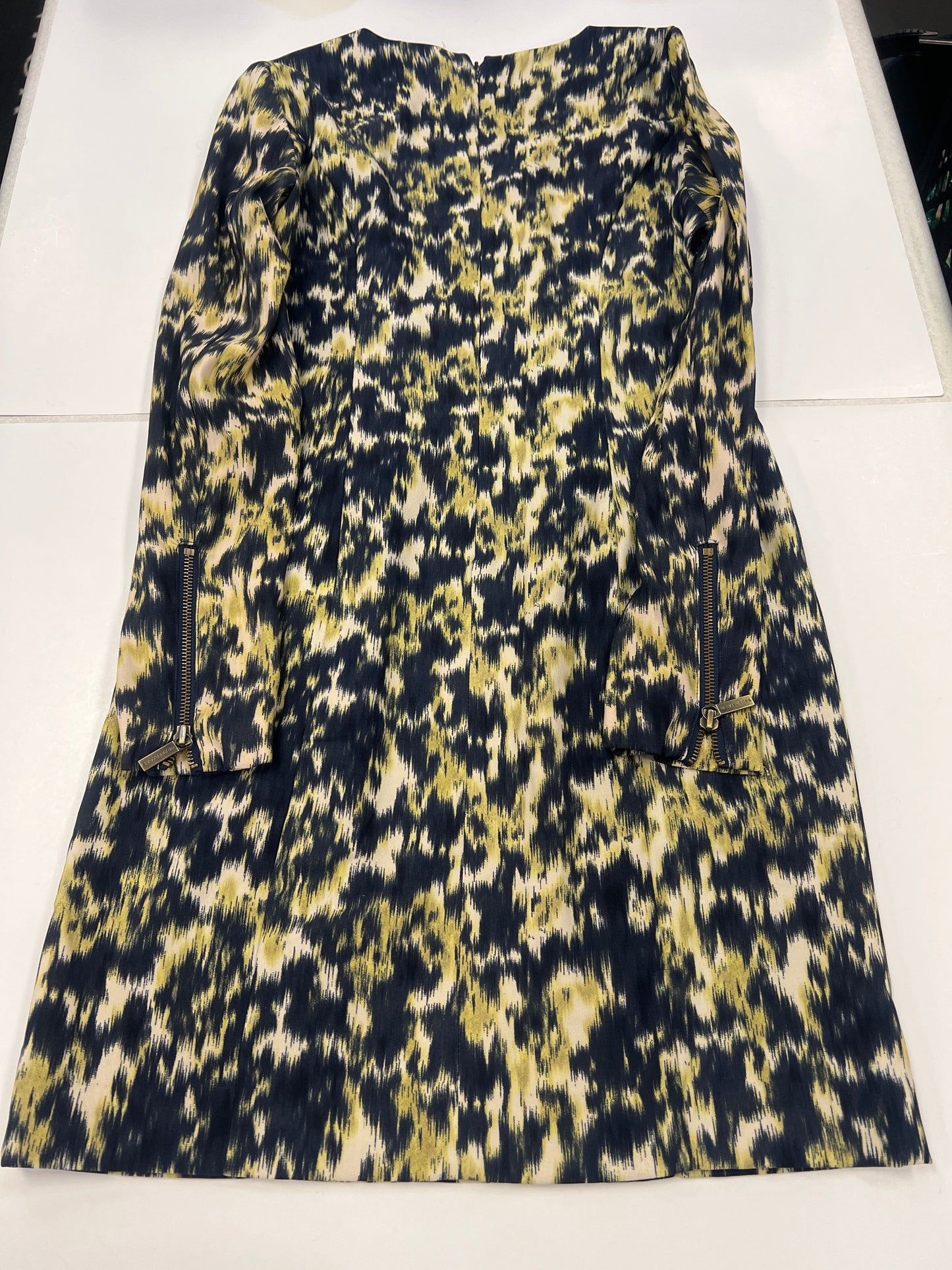 Dress Casual Short By Michael By Michael Kors Size: 4