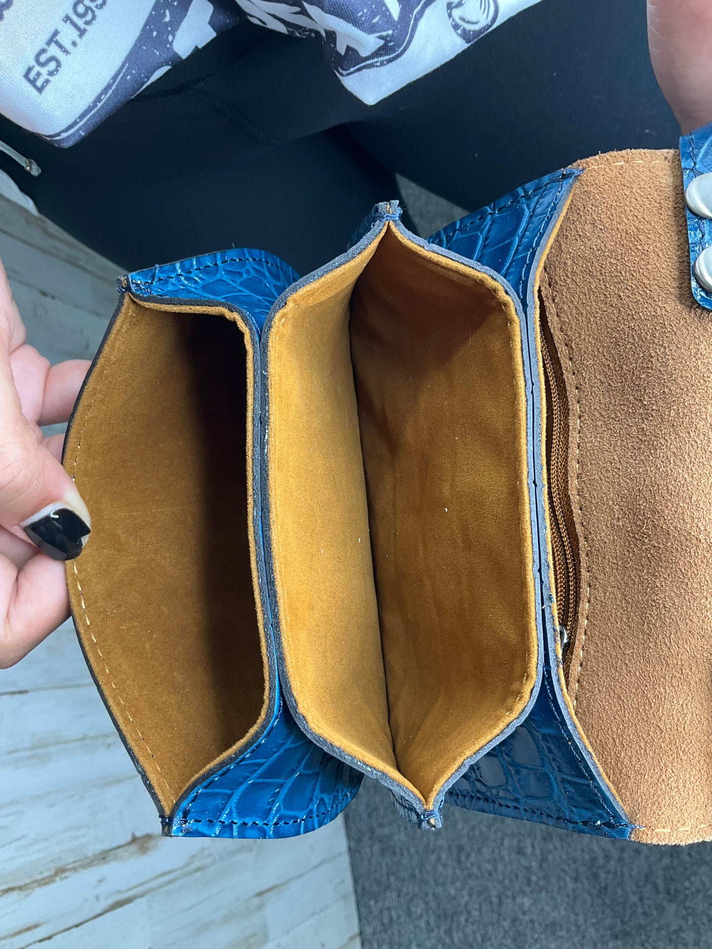 Handbag Designer By Patricia Nash Size: Small