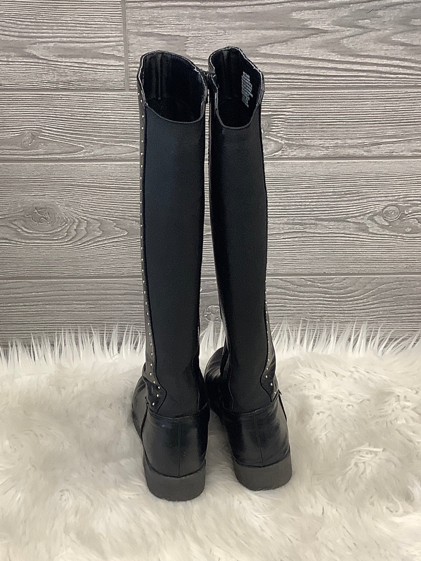 Boots Knee Flats By Clothes Mentor Size: 7.5