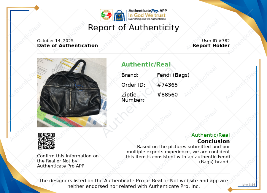 Handbag Luxury Designer By Fendi, Size: Large