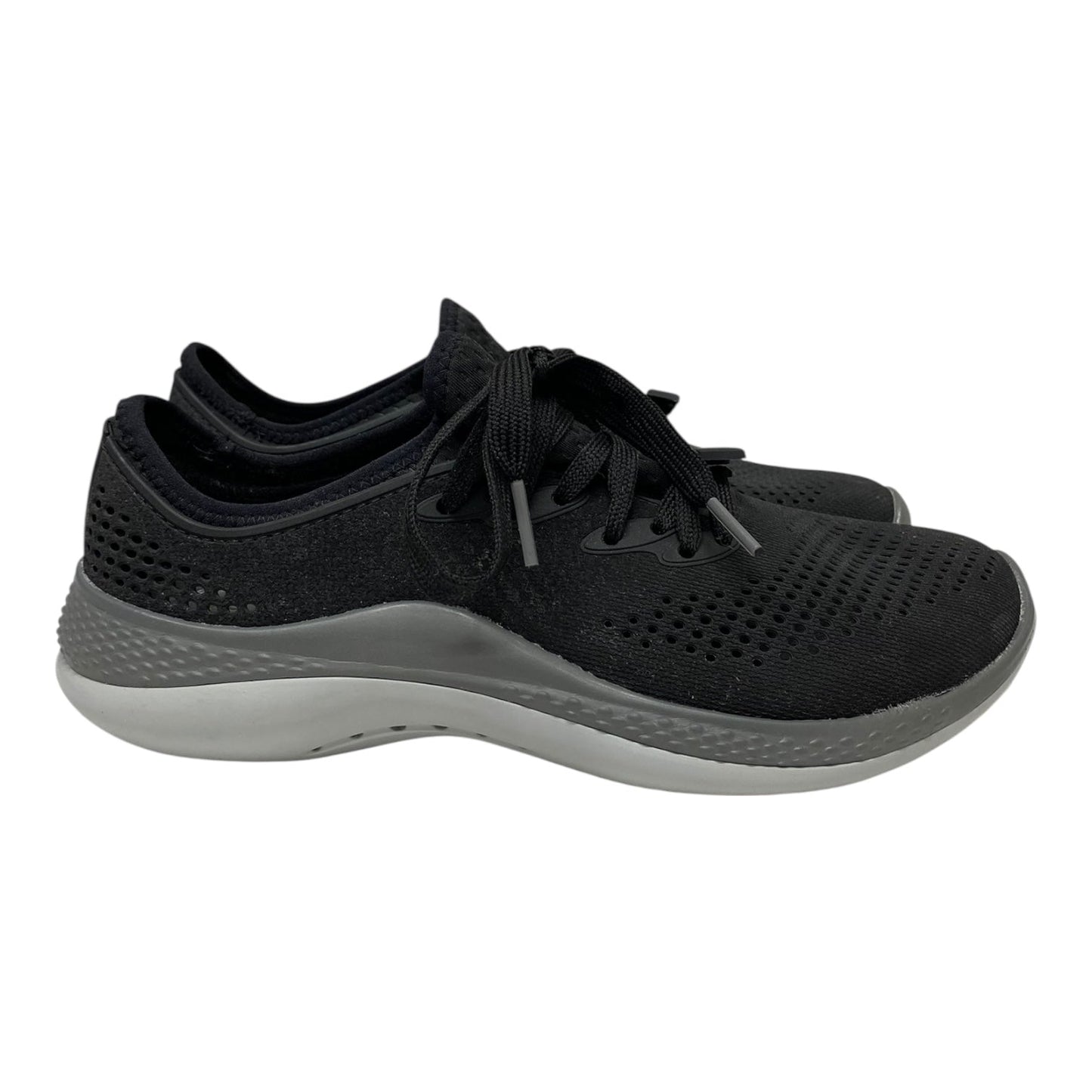 Shoes Athletic By Crocs In Black, Size:7