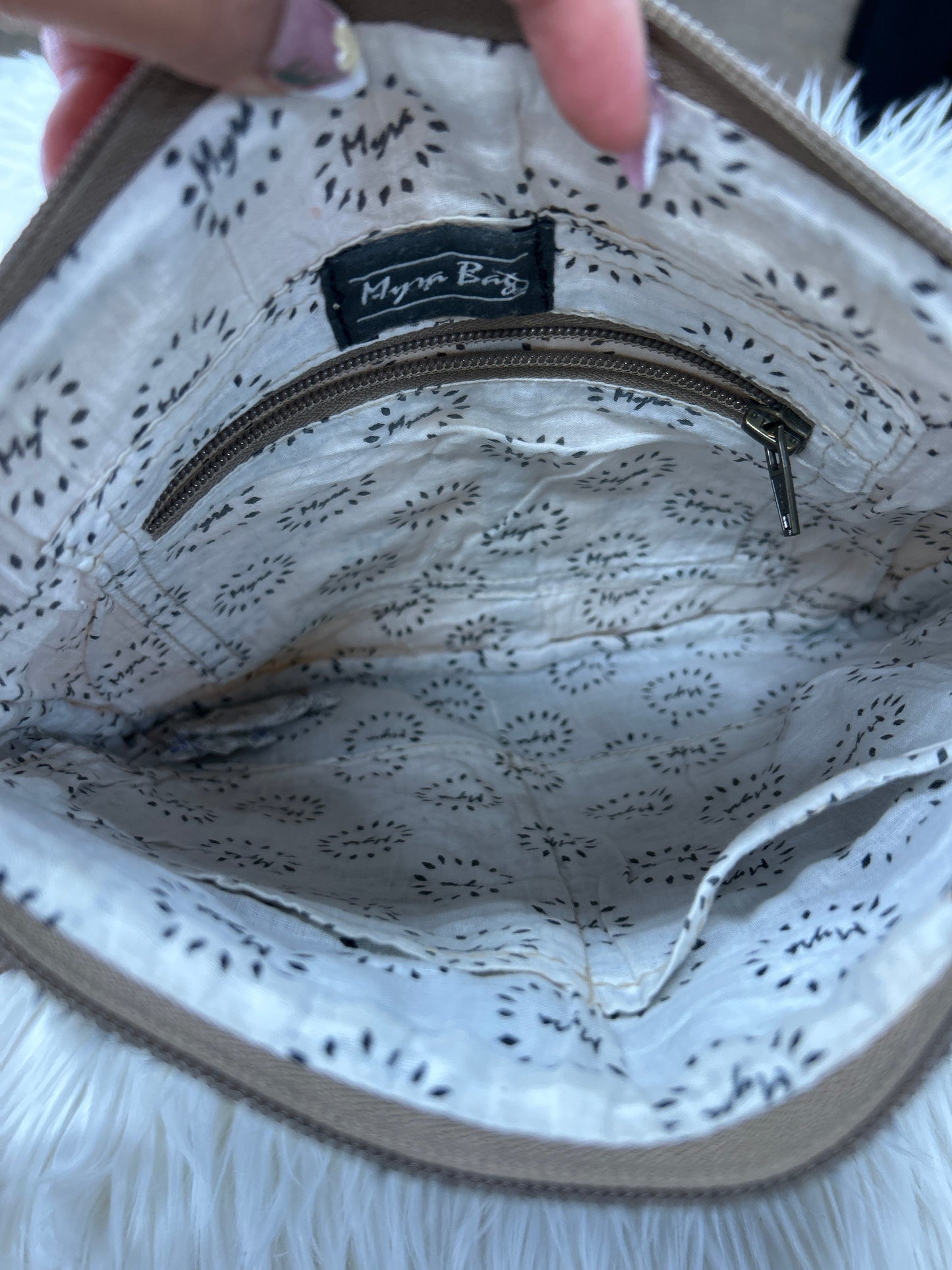Crossbody By Myra In Grey & White, Size:Small