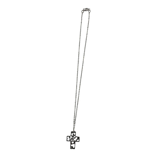Necklace Charm By Clothes Mentor In Silver