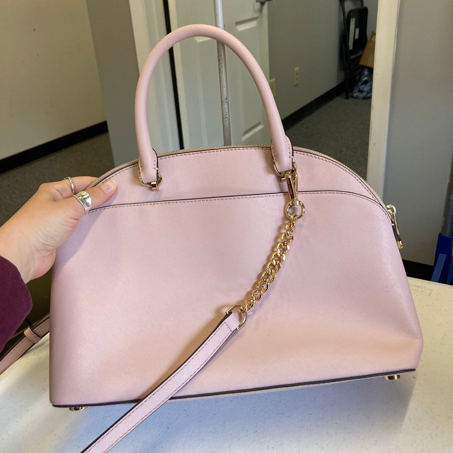 Handbag Designer By Michael Kors In Pink, Size:Medium
