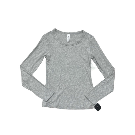 Athletic Top Ls Crewneck By Yogalicious In Grey, Size:S