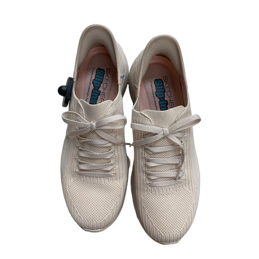 Shoes Athletic By Skechers In Cream, Size:10