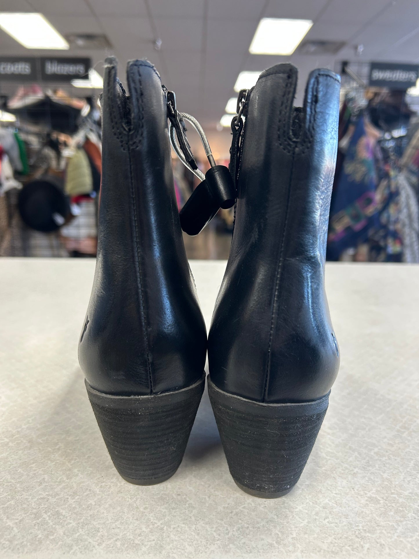 BOOTS DESIGNER by FRYE In BLACK, Size: 9.5