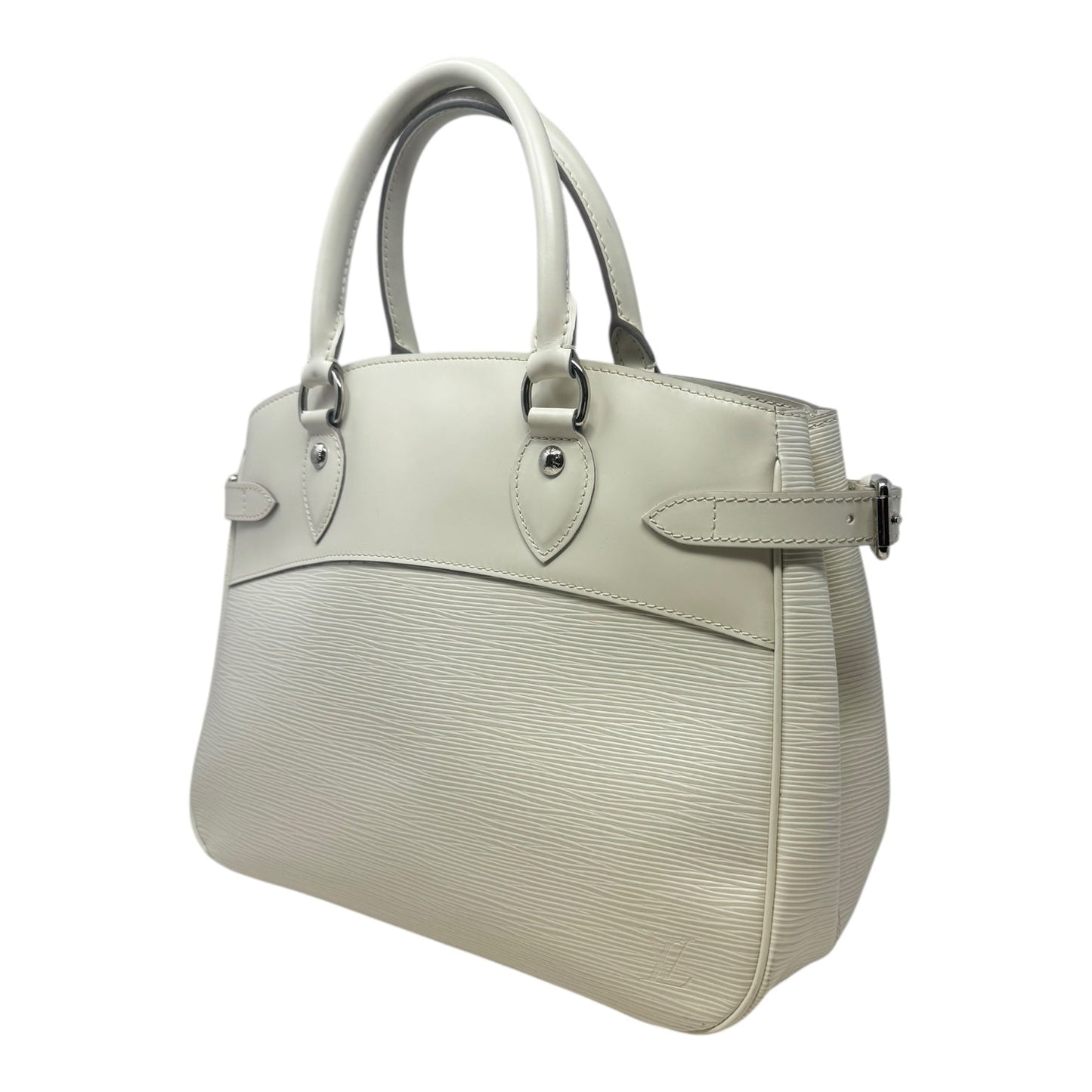 Epi Passy Ivory Leather Shoulder Handbag Luxury Designer By Louis Vuitton, Size: Medium