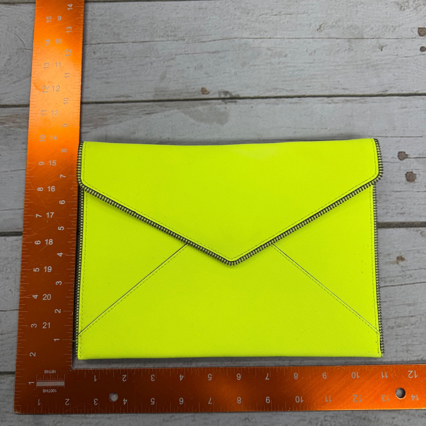 Clutch Designer By Rebecca Minkoff, Size: Large