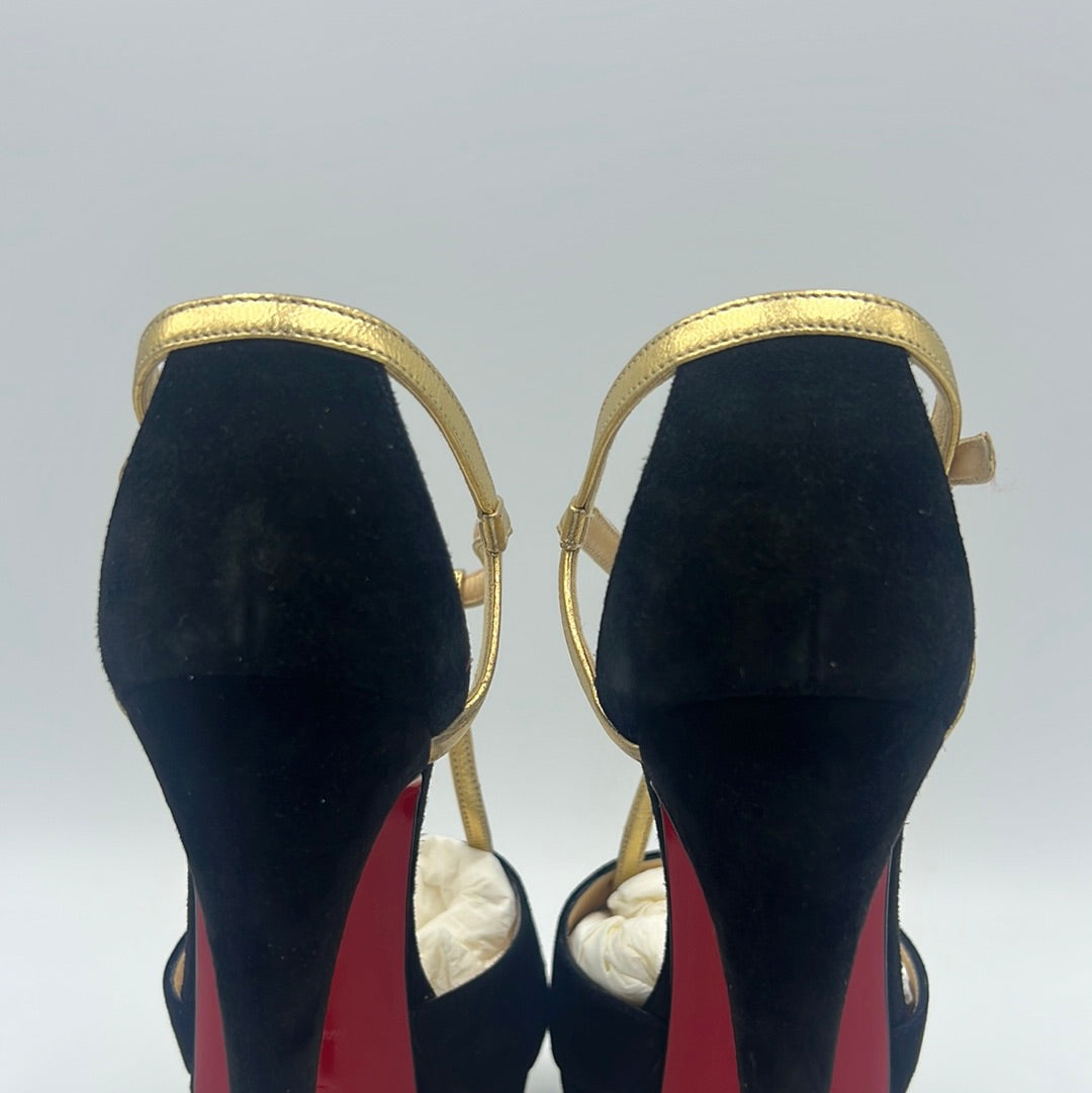 LIKE NEW! Christian Louboutin Glennalta Designer Peep Toes Size: 5