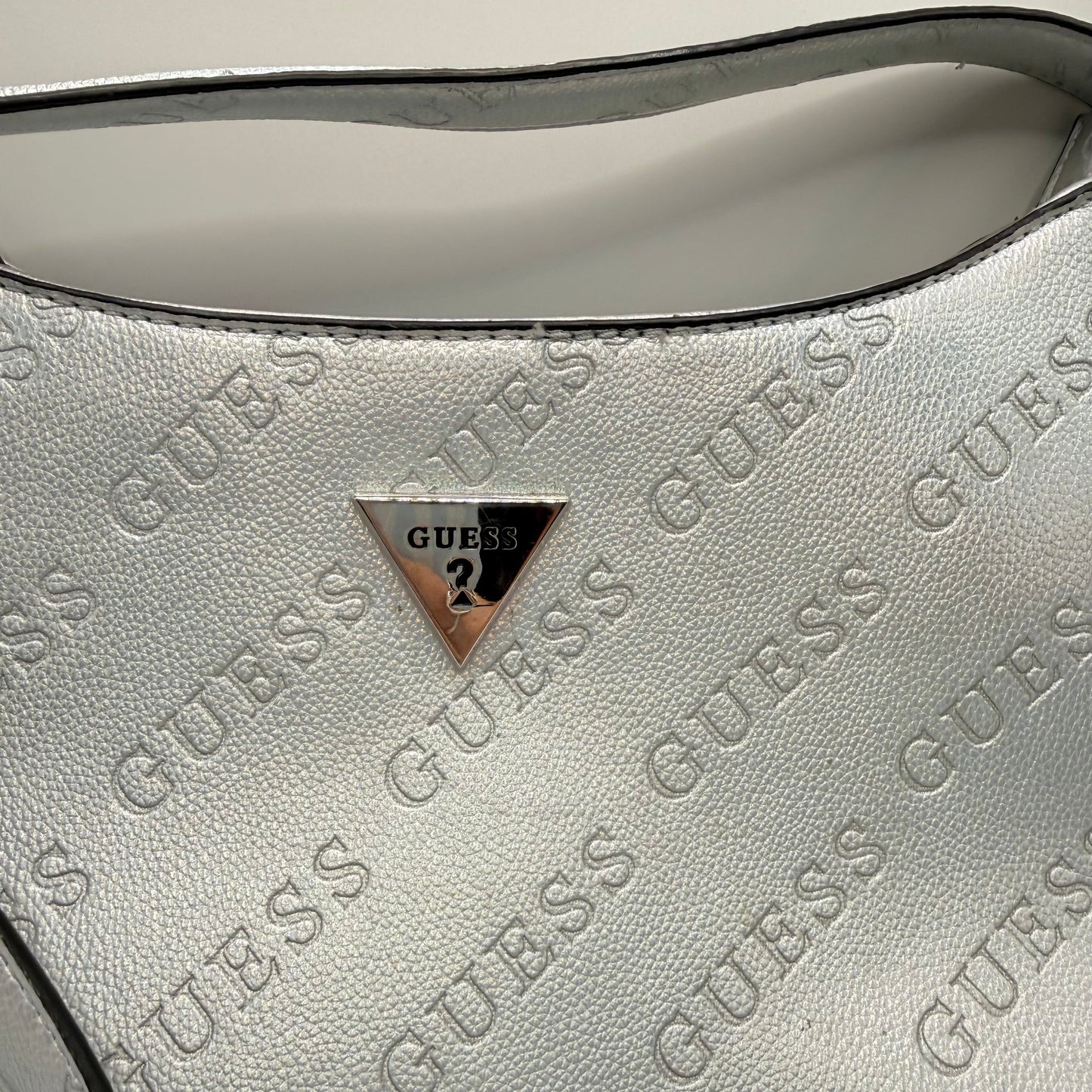 Crossbody By Guess, Size: Medium