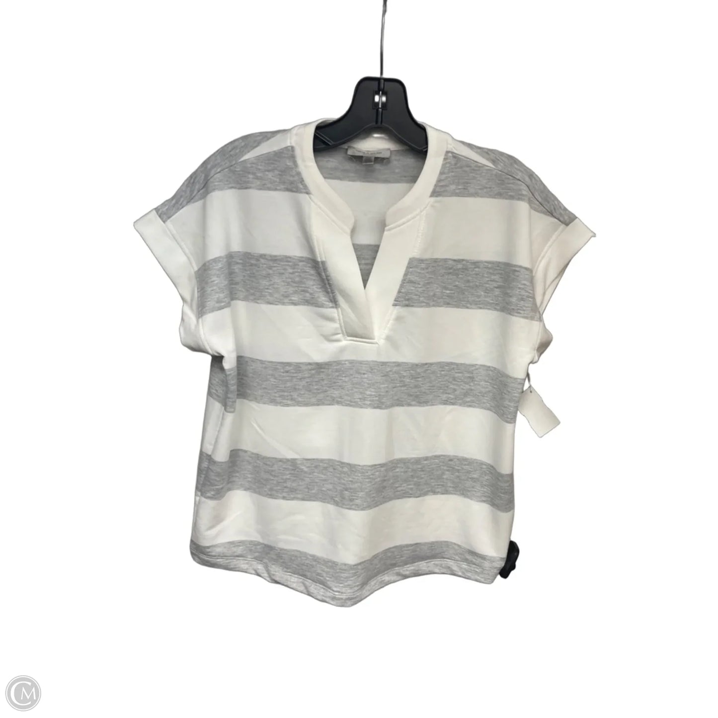 Top Short Sleeve By Cable And Gauge In Grey & White, Size: S