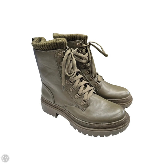 Boots Combat By Jennifer Lopez In Green, Size: 7.5