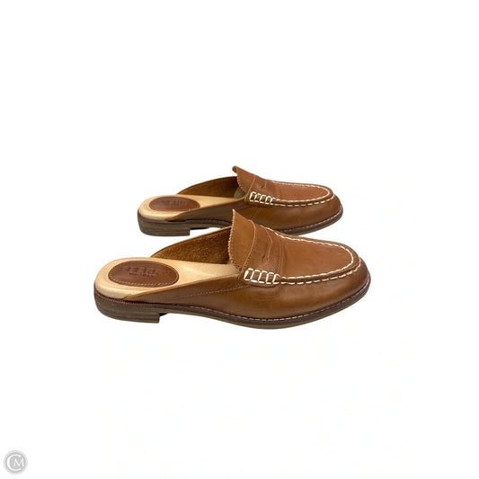 Shoes Flats By Sperry In Brown, Size: 5.5