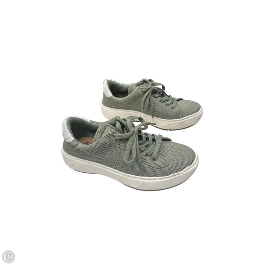Shoes Sneakers By Sofft In Green, Size: 6