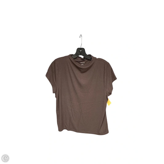 Top Short Sleeve By Wild Fable In Brown, Size: Xxl