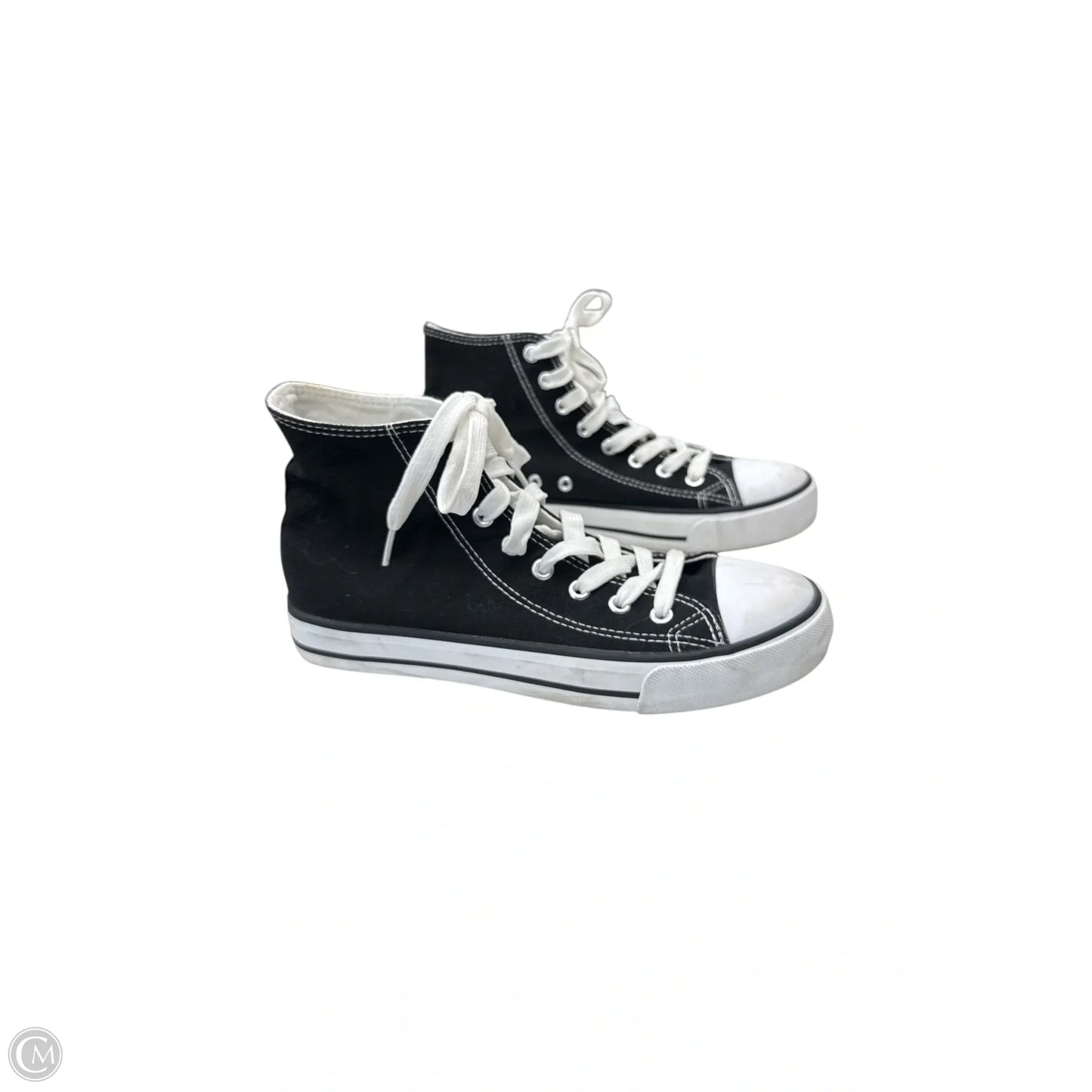 Shoes Sneakers By Clothes Mentor In Black & White, Size: 8