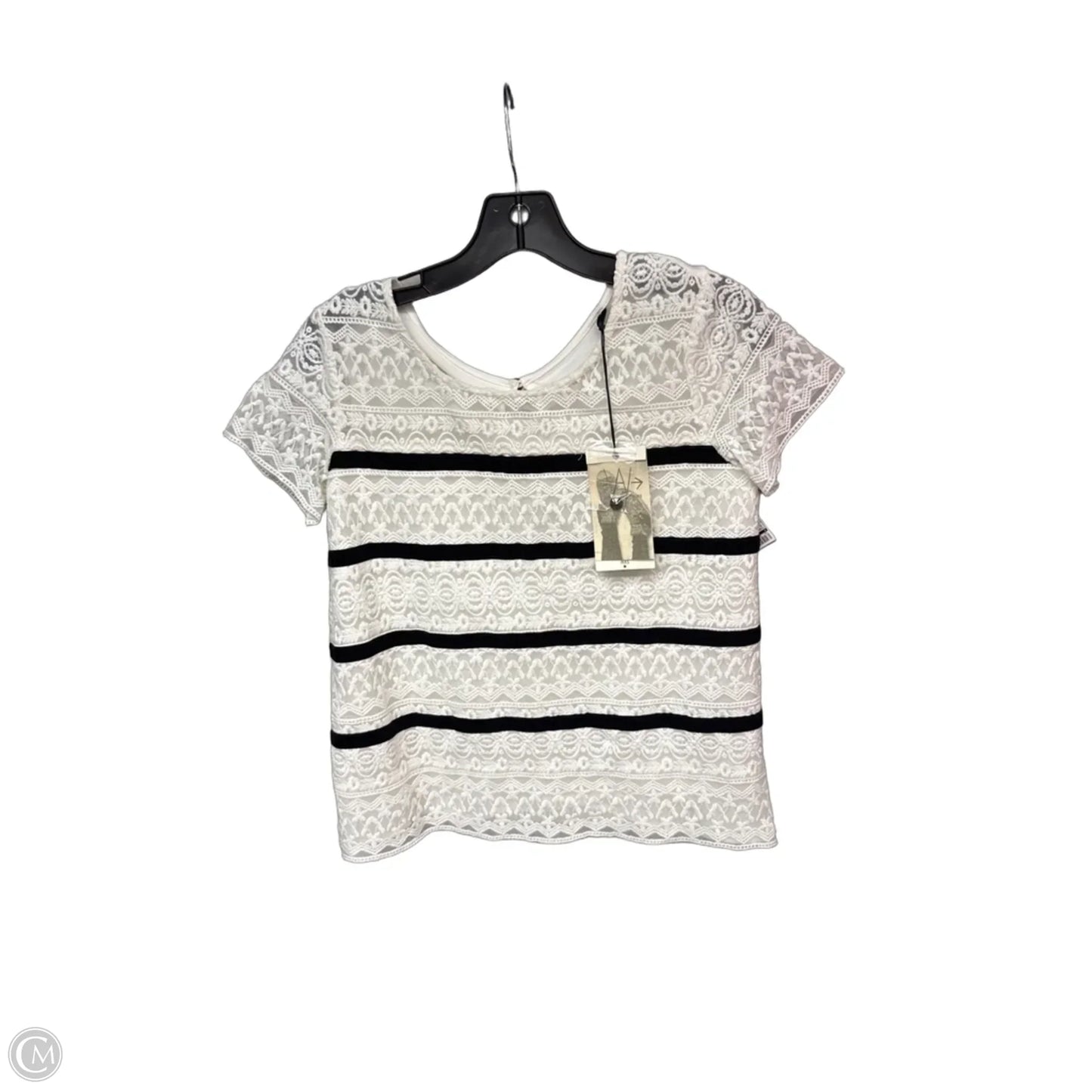 Top Short Sleeve By Clothes Mentor In Black & Cream, Size: M