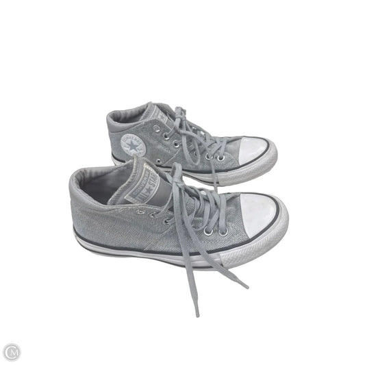 Shoes Sneakers By Converse In Grey & White, Size: 7