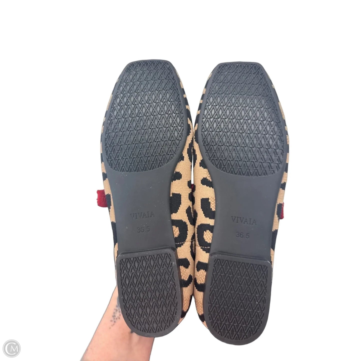 Shoes Flats By Vivaia In Animal Print, Size: