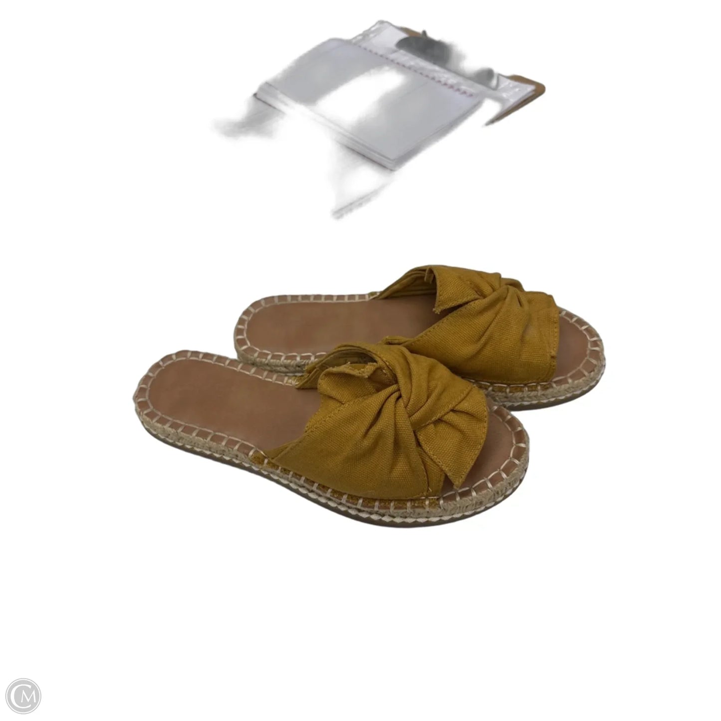 Sandals Flats By Universal Thread In Tan, Size: 7