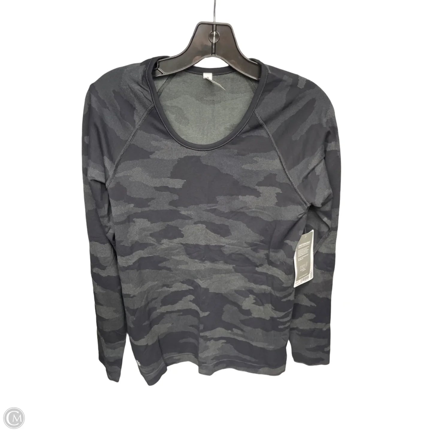 Athletic Top Long Sleeve Crewneck By Athleta In Camouflage Print, Size: M