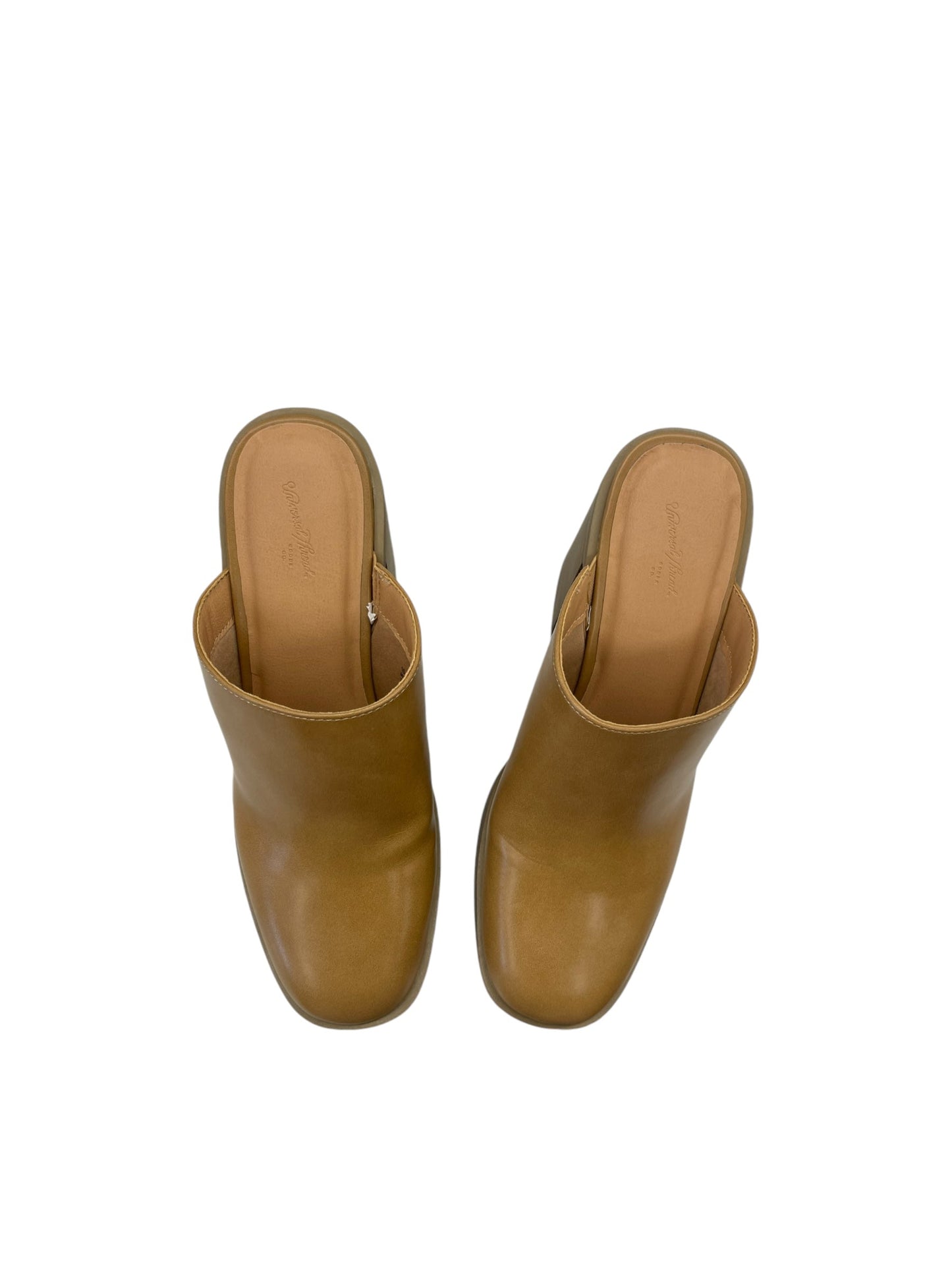 Shoes Heels Block By Universal Thread In Tan, Size: 10