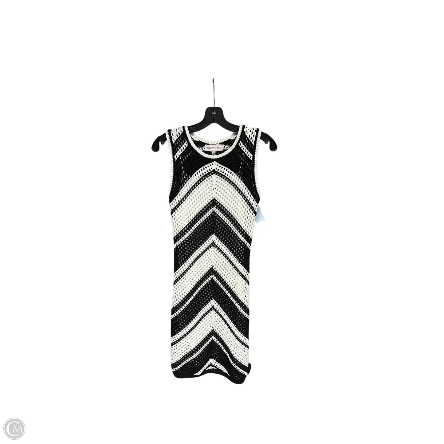 Dress Casual Short By Clothes Mentor In Black & White, Size: S