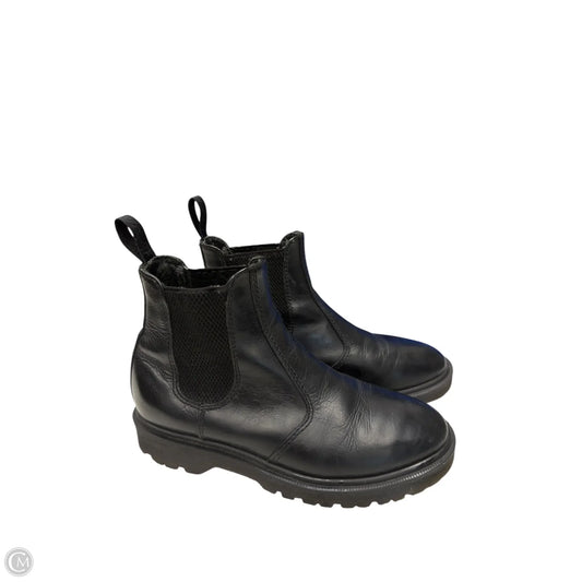 Boots Ankle Flats By Dr Martens In Black, Size: 6