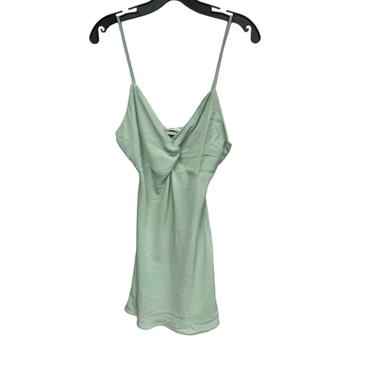 Dress Casual Short By Abercrombie And Fitch In Green, Size: M