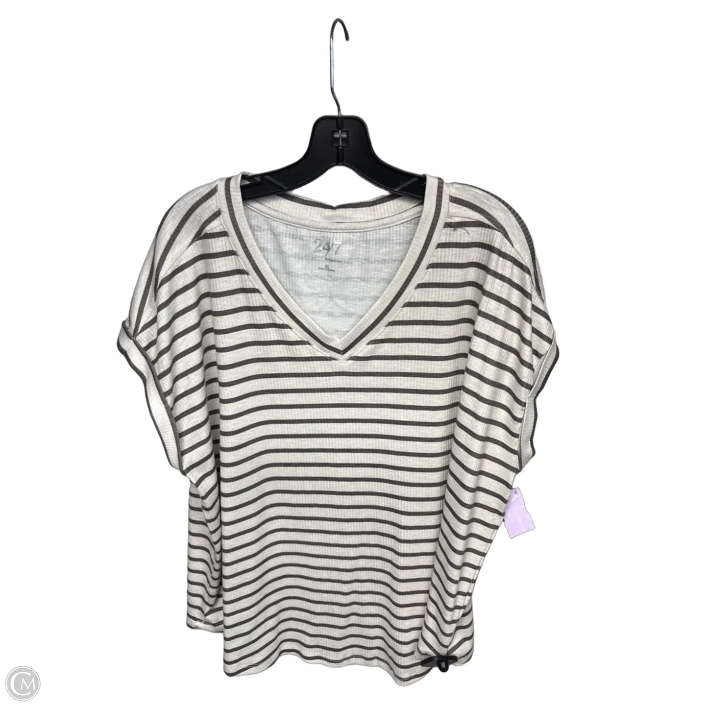 Top Short Sleeve By Maurices In Cream & Green, Size: Xl