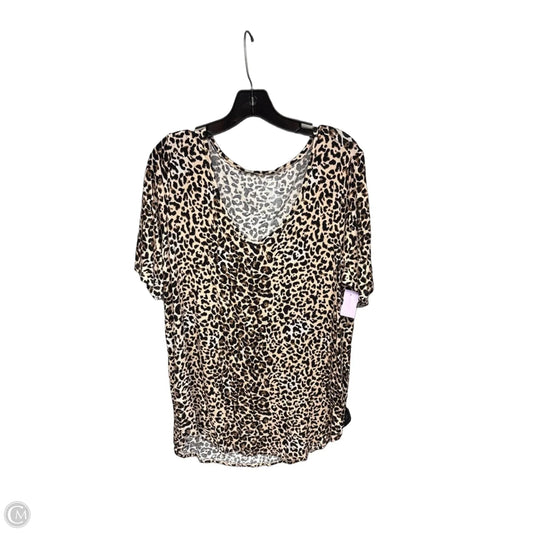 Top Short Sleeve Basic By Maurices In Animal Print, Size: Xl