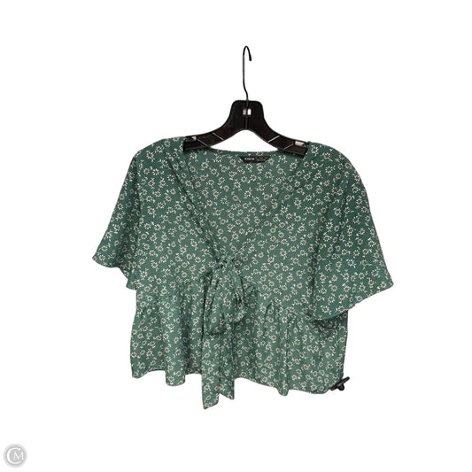 Top Short Sleeve By Shein In Green & White, Size: L