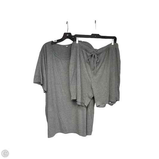 Shorts Set By Clothes Mentor In Grey, Size: 4x
