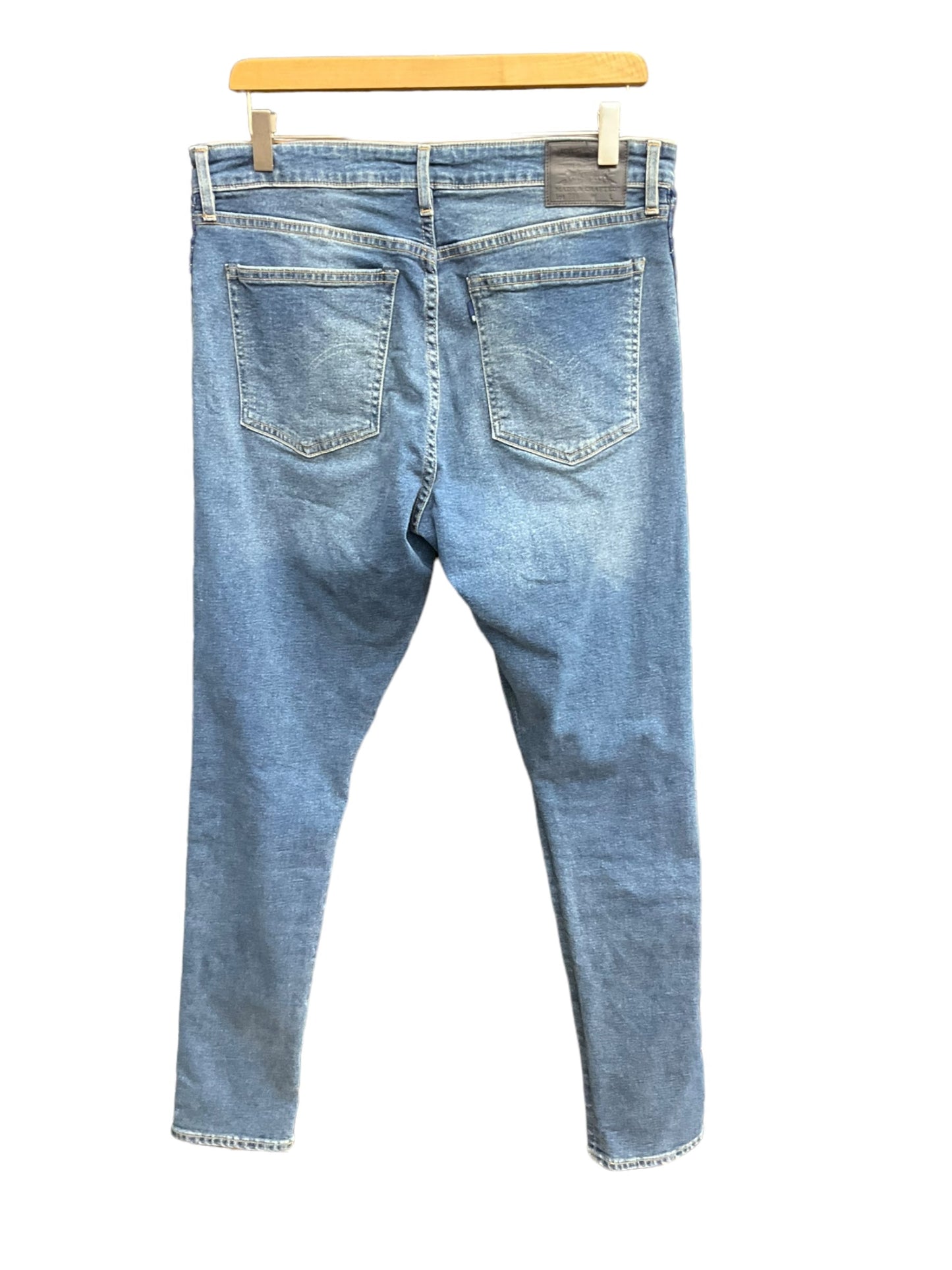 Jeans Skinny By Levis In Blue Denim, Size: 14