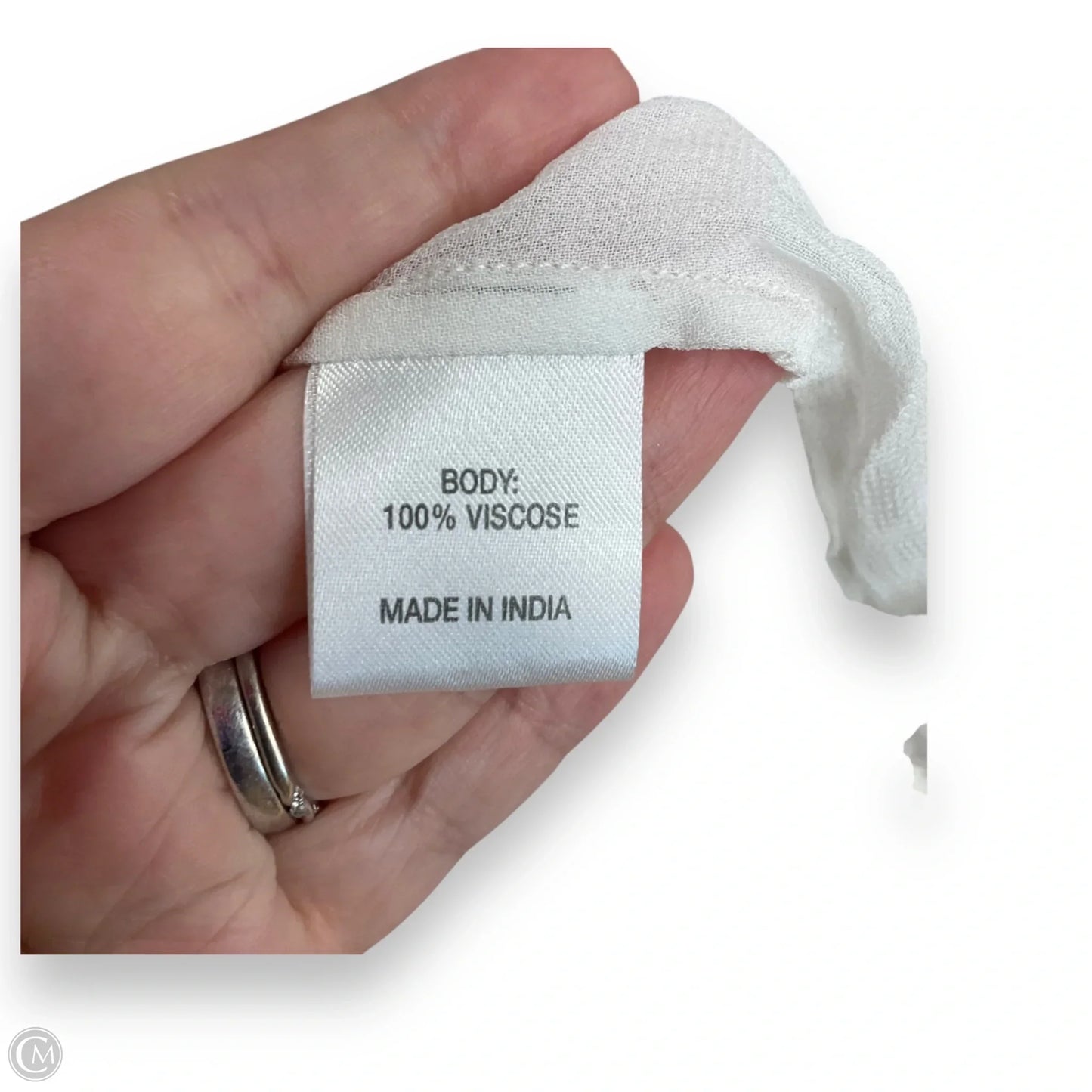 Top Sleeveless By Cmb In White, Size: M