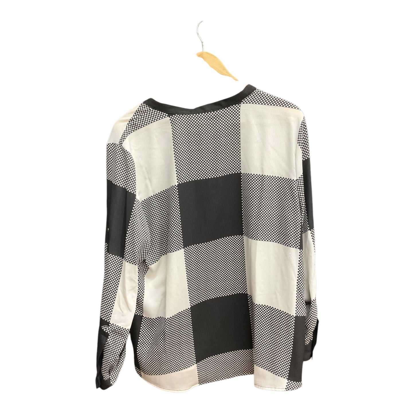 Top Long Sleeve By Calvin Klein In Black & White, Size: Xl