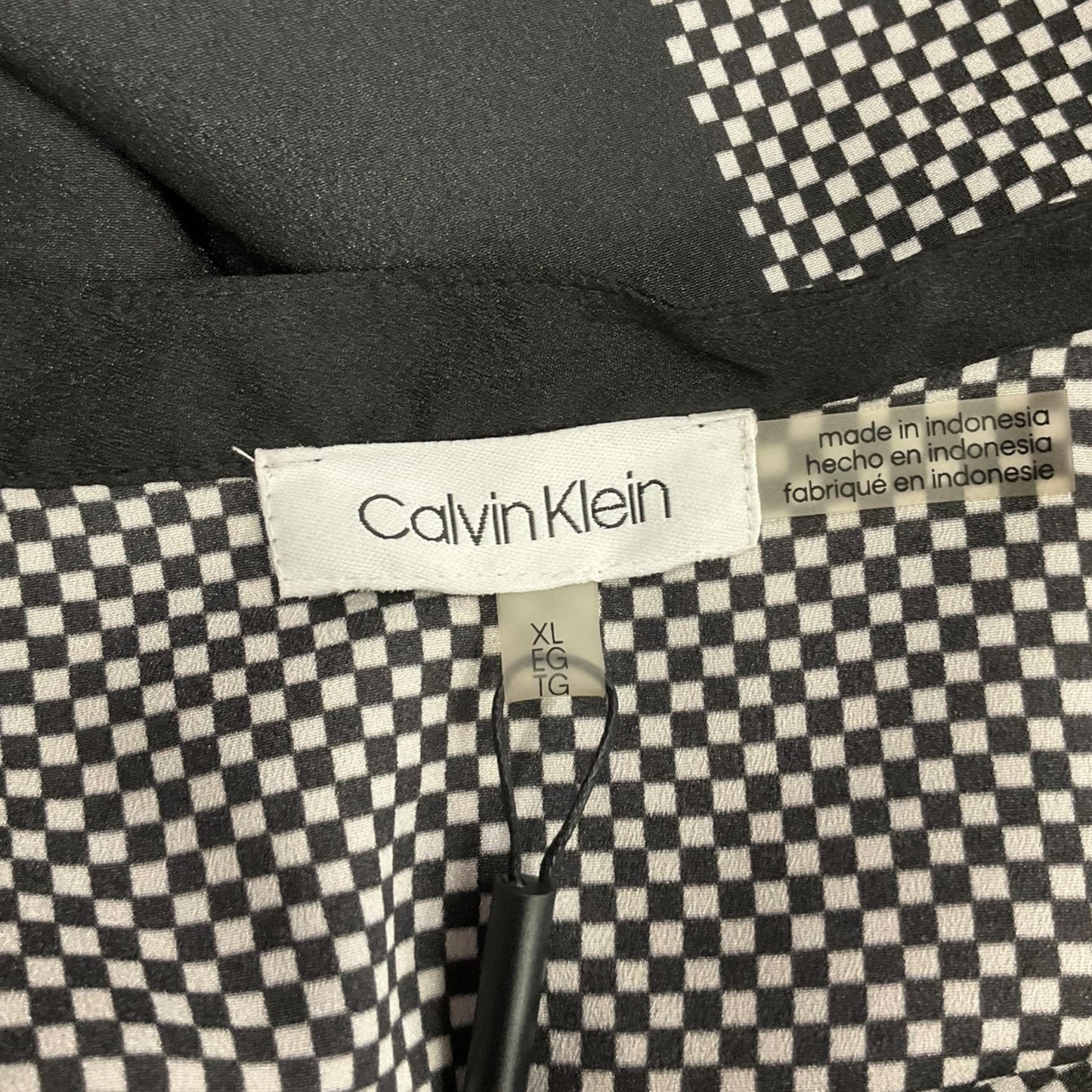 Top Long Sleeve By Calvin Klein In Black & White, Size: Xl