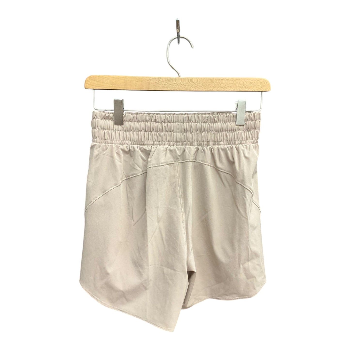 Athletic Shorts By Under Armour In Beige, Size: Xs