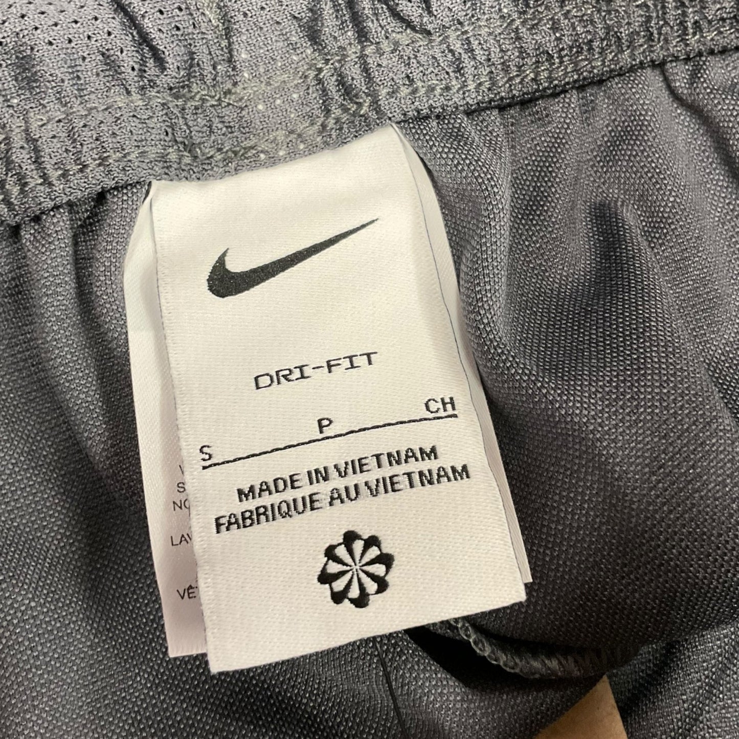 Athletic Shorts By Nike Apparel In Grey, Size: S