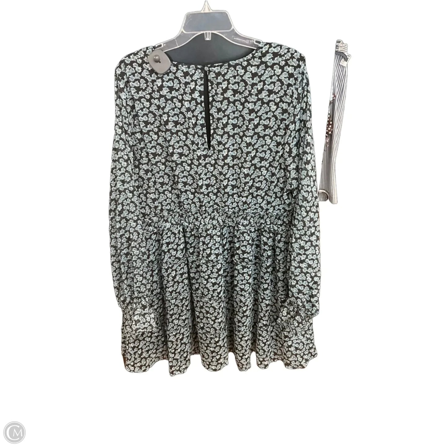 Dress Casual Short By Torrid In Floral Print, Size: 2x