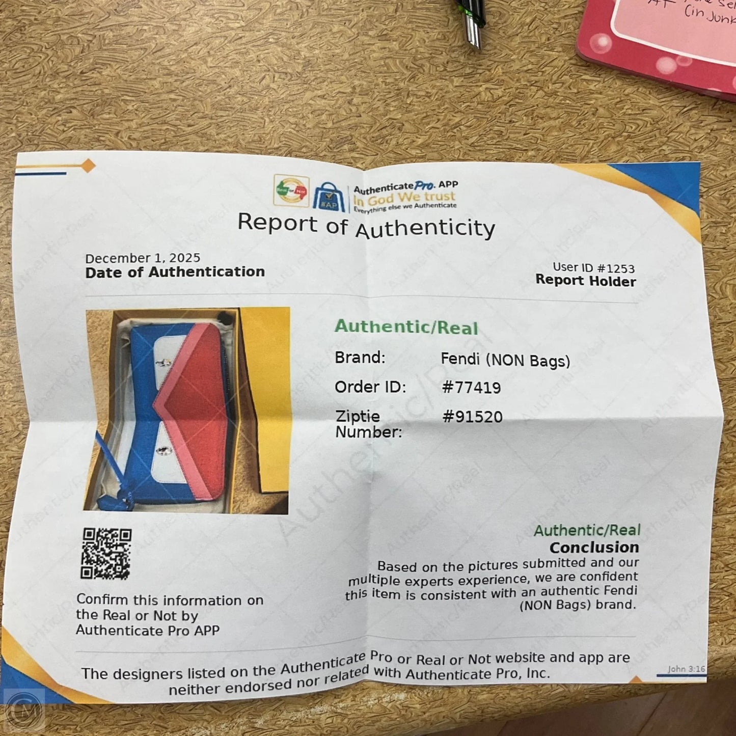 Wallet Luxury Designer By Fendi, Size: Medium