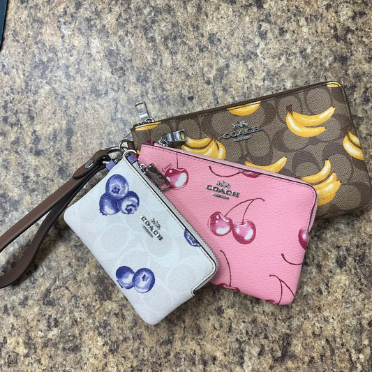 Wristlet Designer By Coach, Size: Medium